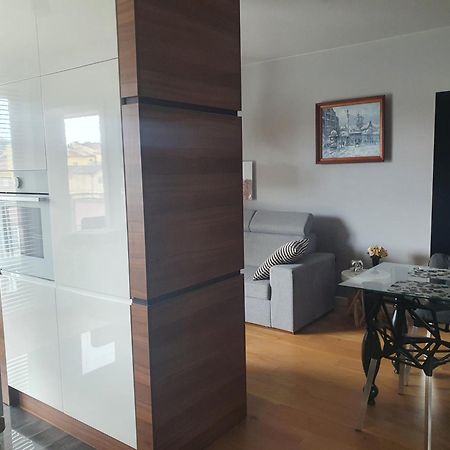 Apartament Centrum Solna Parking Free Kielce Buitenkant foto